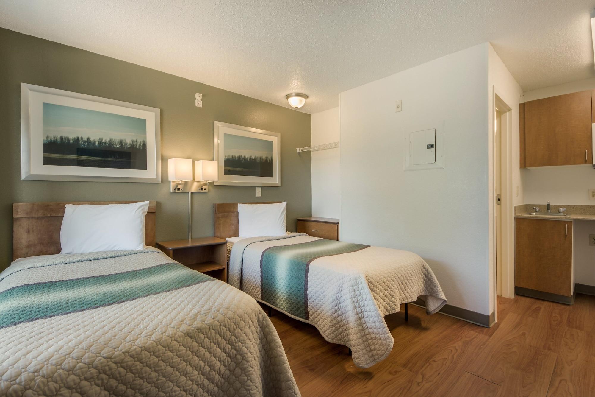 Hometowne By Red Roof Dallas - 2* Mesquite