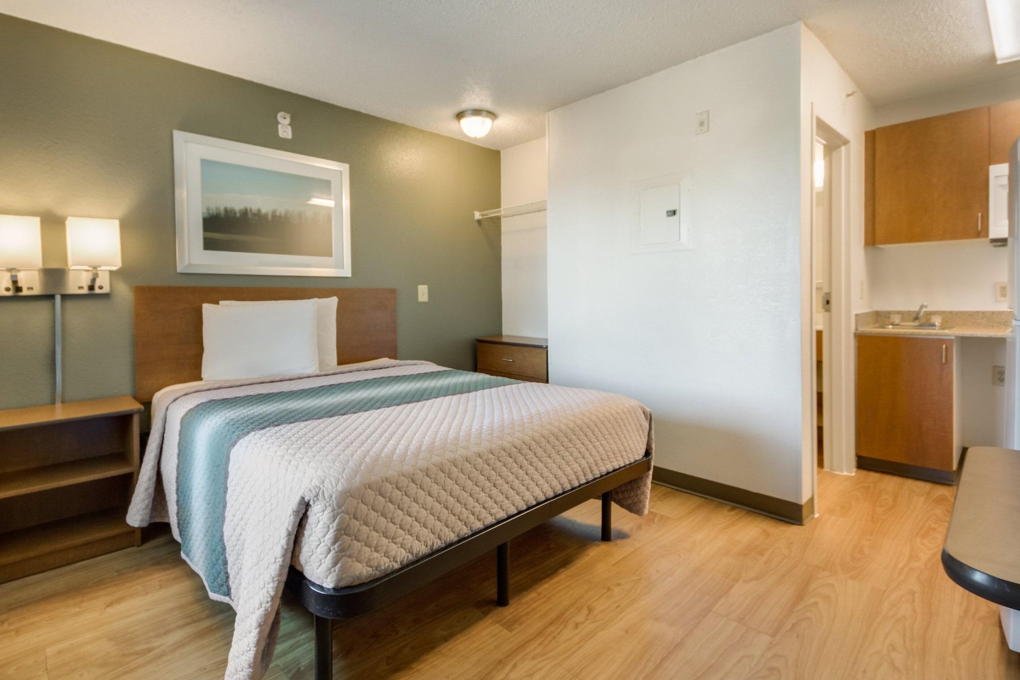 Hometowne By Red Roof Dallas - Motel Mesquite